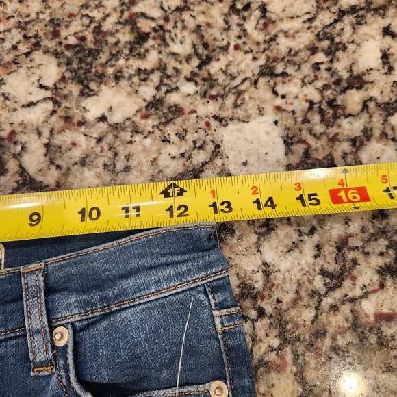 BNWT Free People Shark Bite Mid Rise Distressed Skinny Jeans - Picture 3 of 7